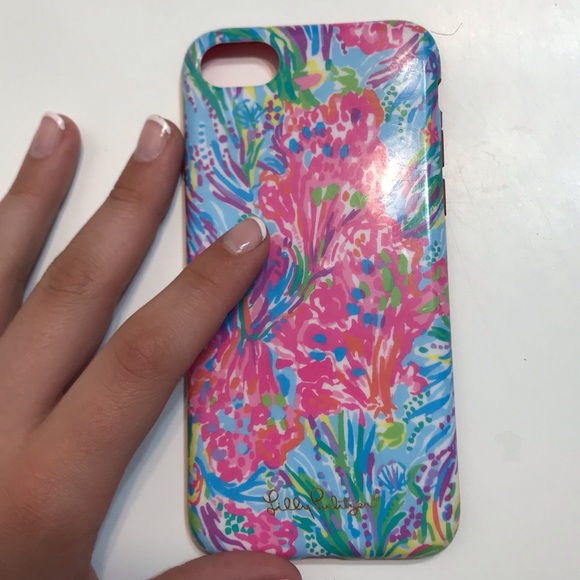 Lilly Pulitzer Accessories - Lilly pulitzer phone case: fan sea pants